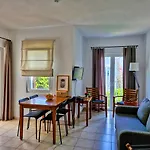 Aparthotel Meis 4*
