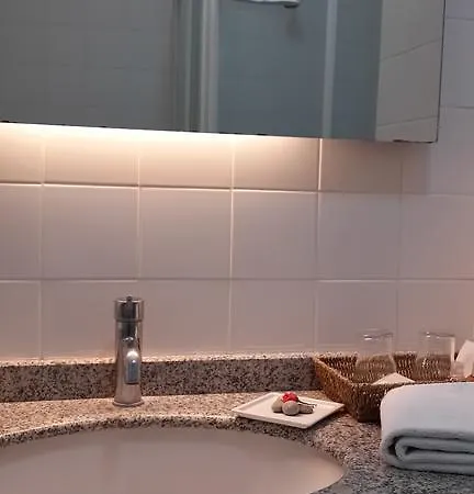 شقة فندقية Meis 4*