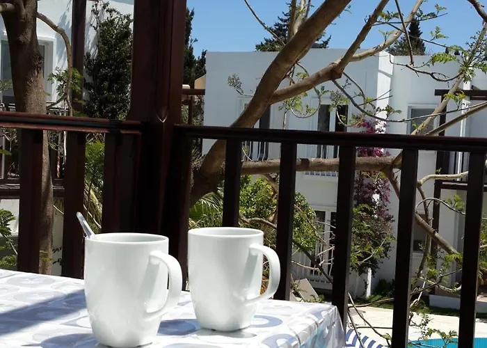 Meis Hotel de apartamente Bitez